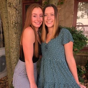 Meet your Posher, Mia